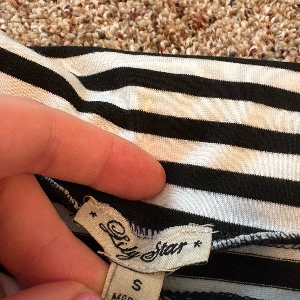 Black and White Striped Maxi Skirt - Picture 3 of 4